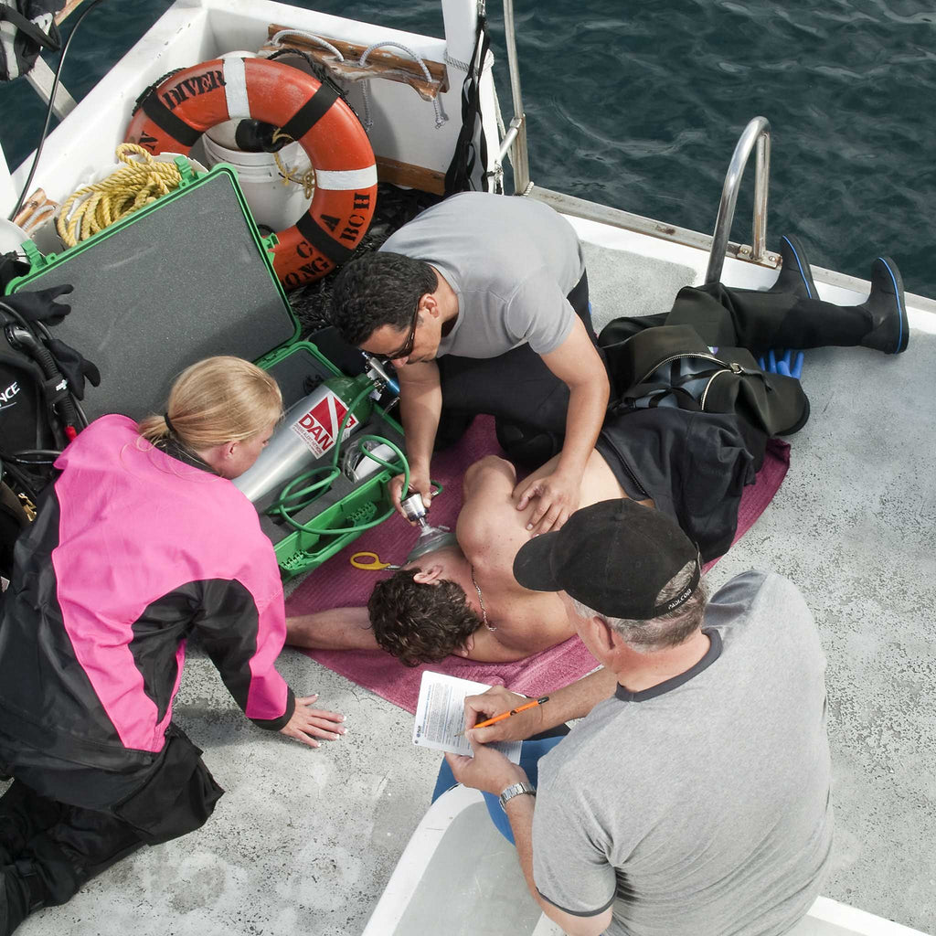 PADI Emergency Oxygen Provider