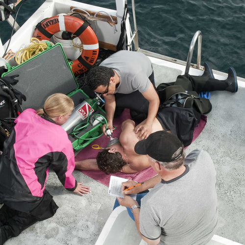 PADI Emergency Oxygen Provider