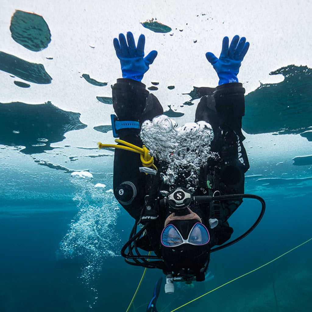 PADI Ice Diver – jääsukelluksen erikoiskurssi